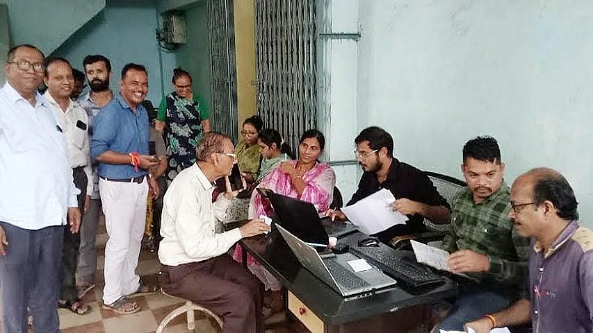 Swamitva Yojana Registrations Face Uncertainty As Talks With Patwaris And Tehsildars Fail