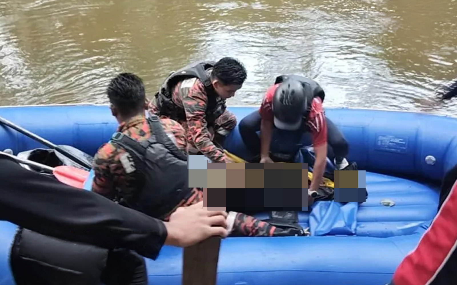 Wanita maut bot rafting terbalik di Hulu Selangor