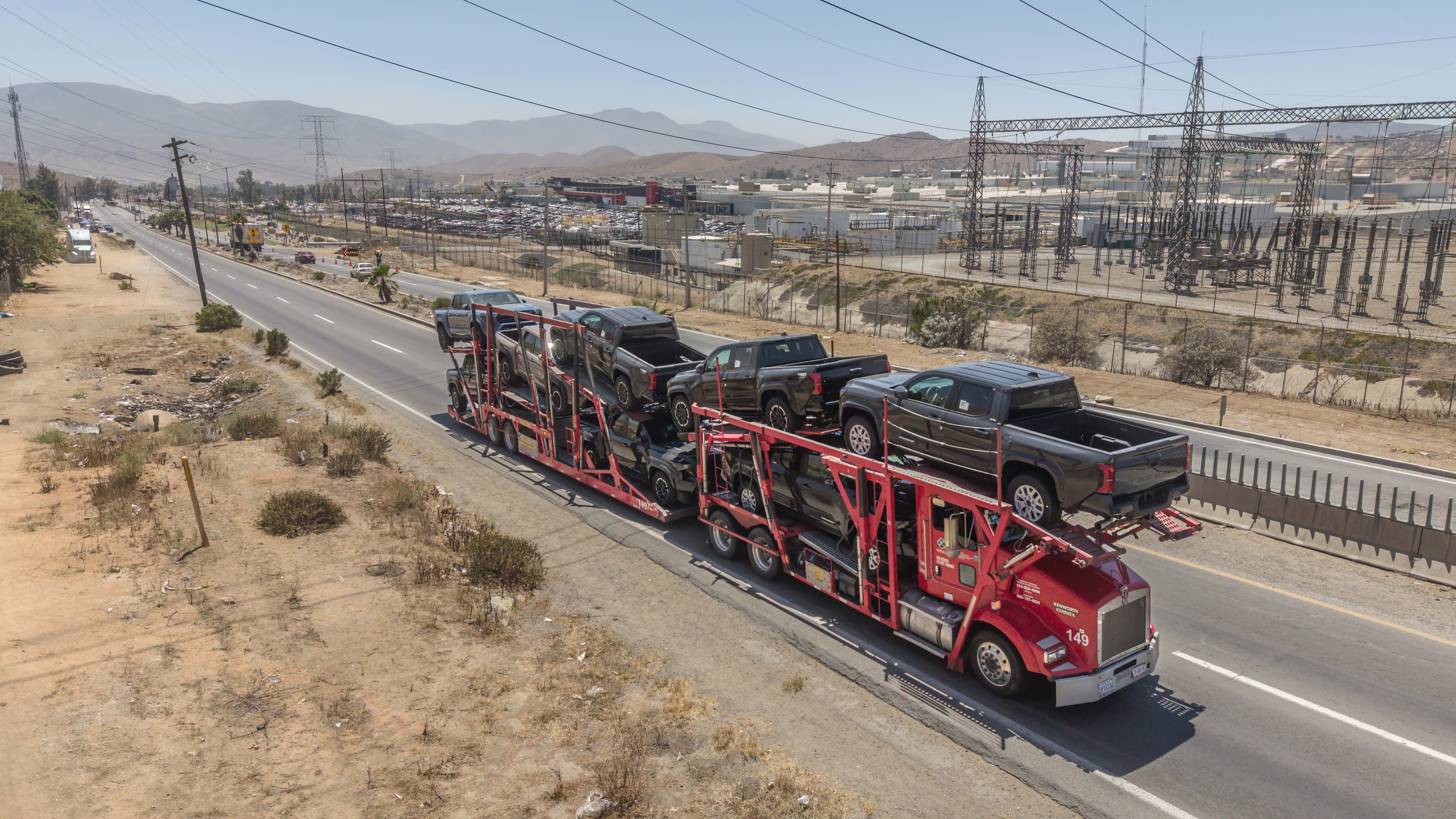 Mexico steps up pressure for US to lower its auto tariffs in USMCA talks