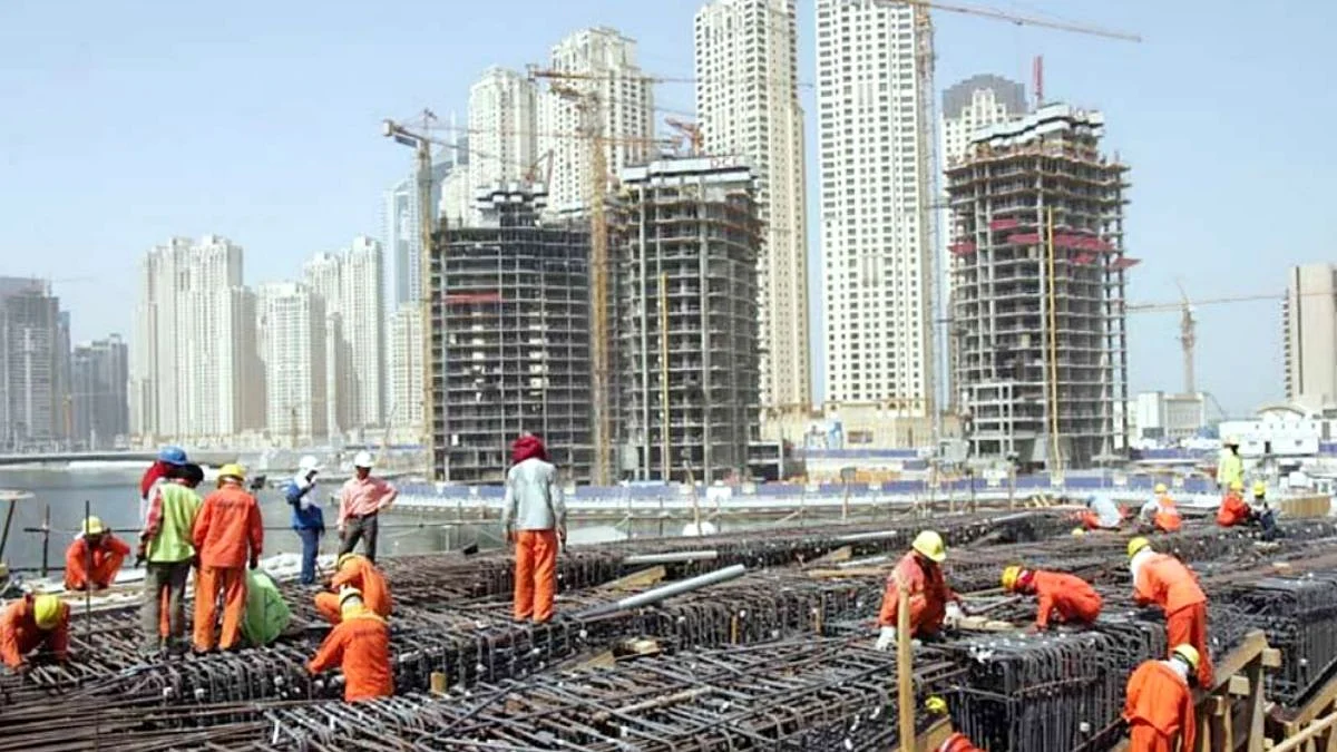 Goldman Sachs Says AI Unlikely To Cause Widespread Job Losses In India, Services Sector Faces Risk