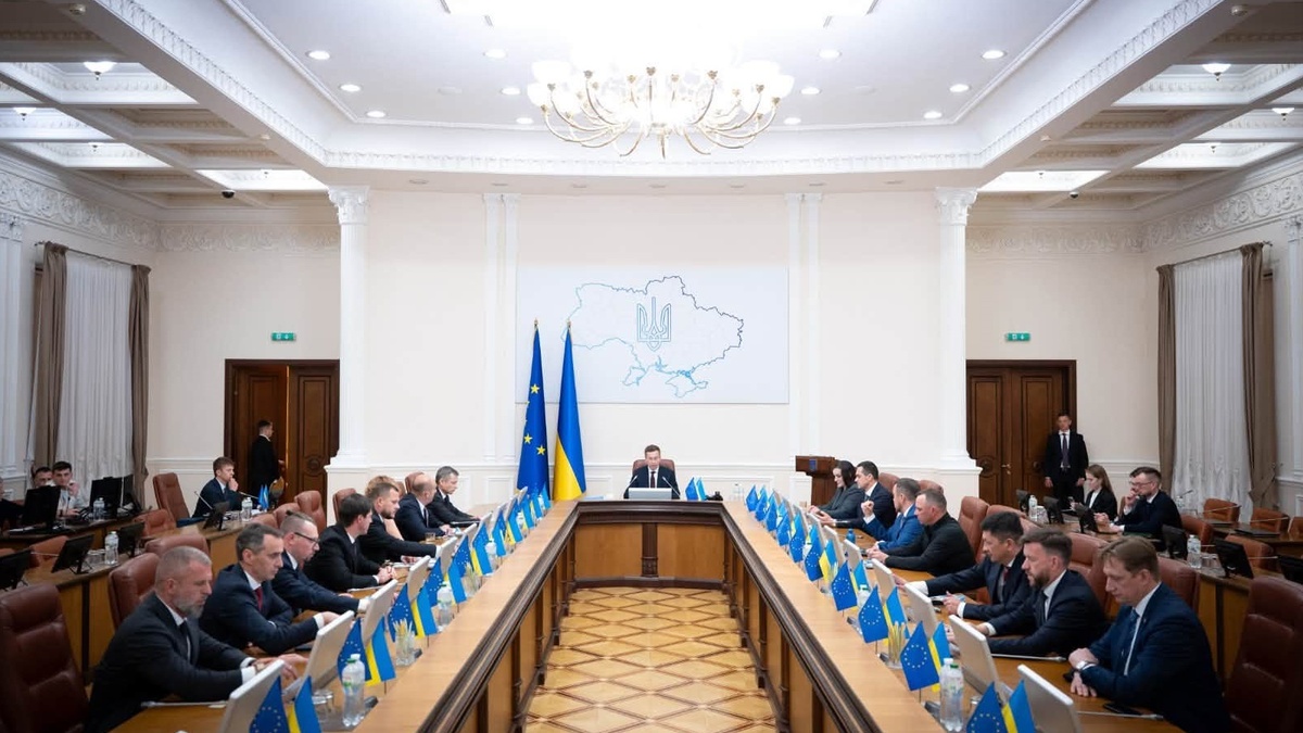 Ukraine's govt allocates UAH 41.1 mln from UNITED24 for learning spaces, backup power at frontline schools