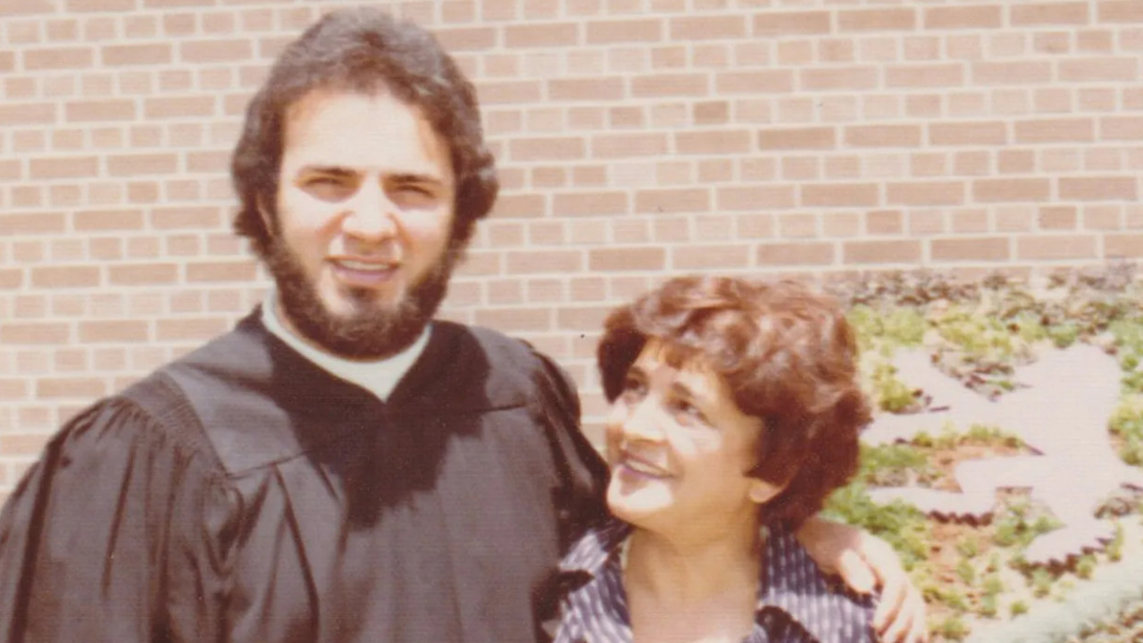 Kevin O'Leary's mother hid an investment account from both her husbands — and died a wealthy woman
