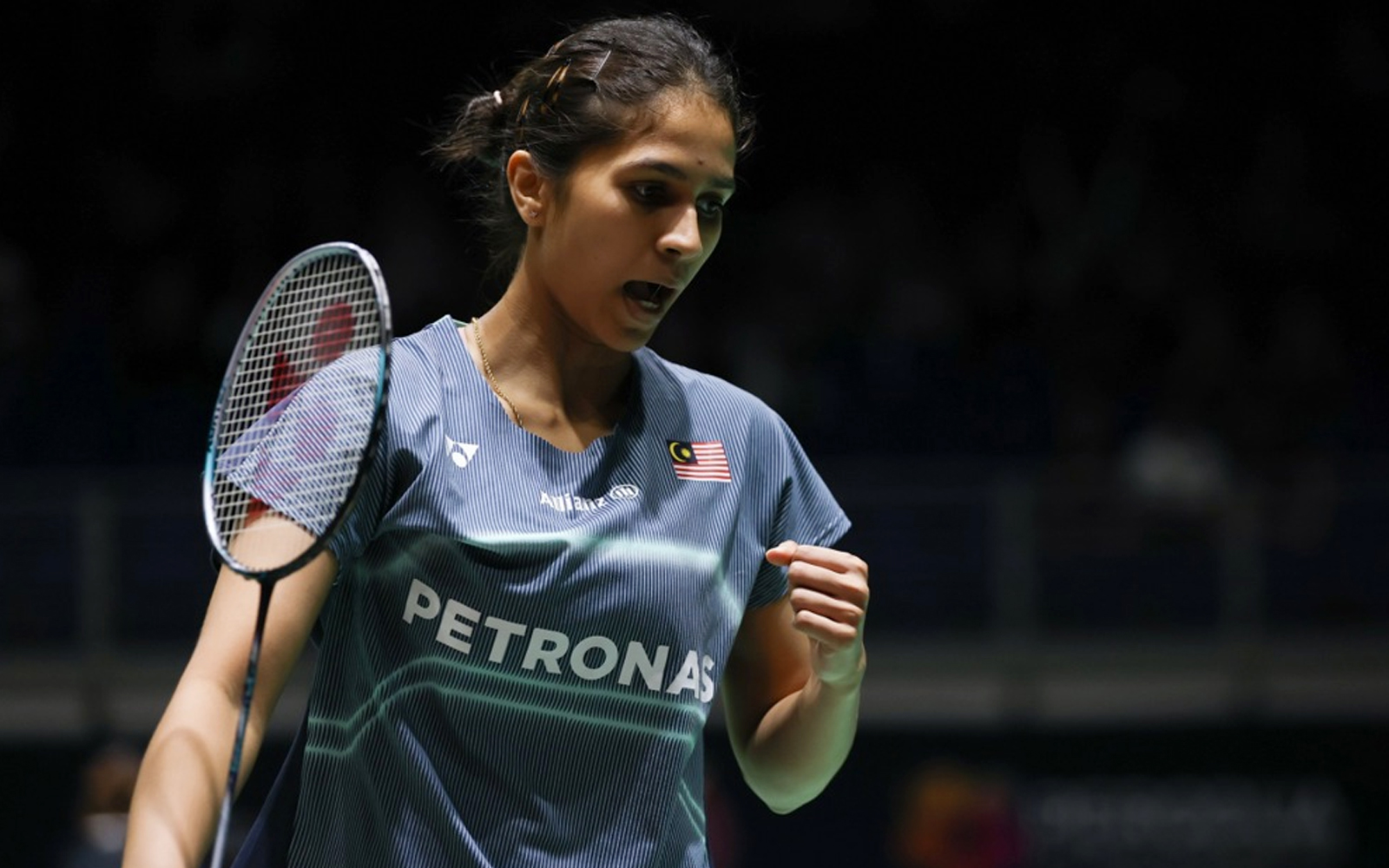 Women shuttlers power into quarter-finals of Asian Games