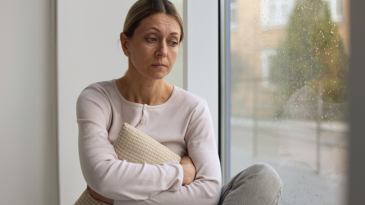Mom plans to give brother early inheritance for his 3 kids' college — childfree sibling says it's not fair