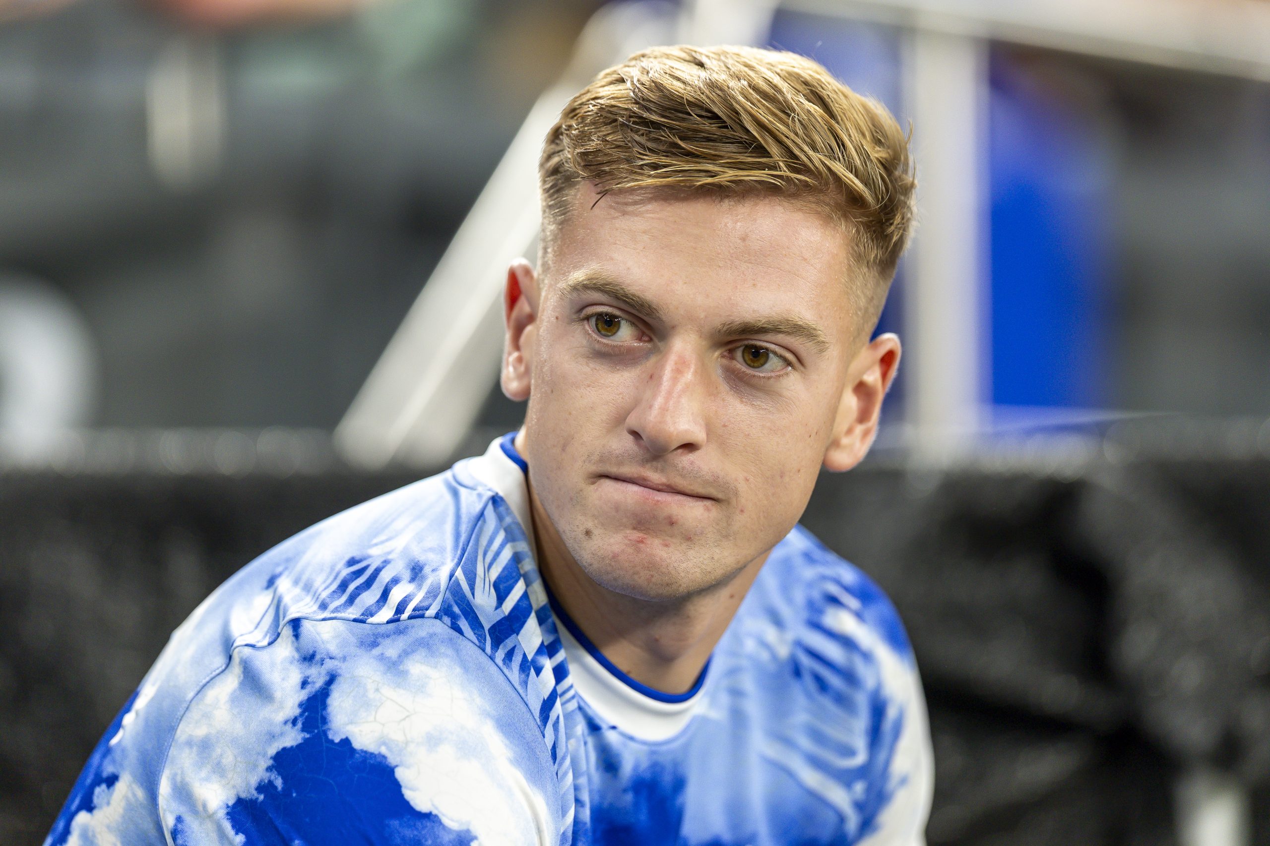 Breaking: Stunning Romano update gives Chelsea fans hope that attacker can be sold