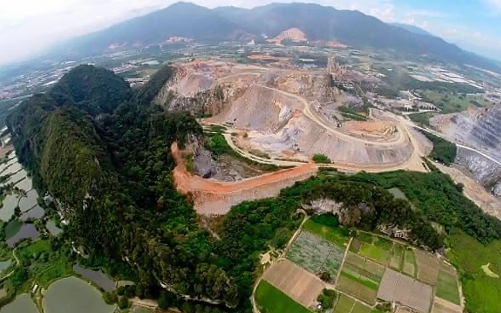 Groups renew call to save Gunung Kanthan from quarrying