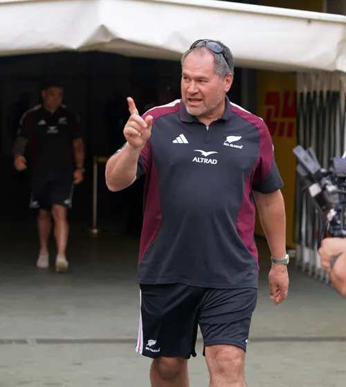 Alarm bells or comfort zone? The strategic stakes behind Bulls vs All Blacks tour match