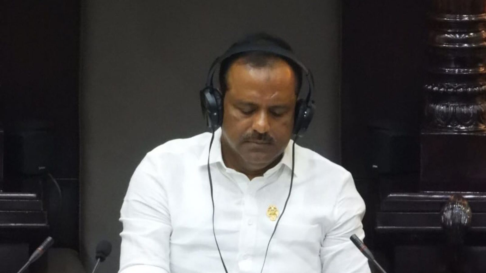 Congress sweeps Karnataka Assembly Speaker, Council Chairman posts