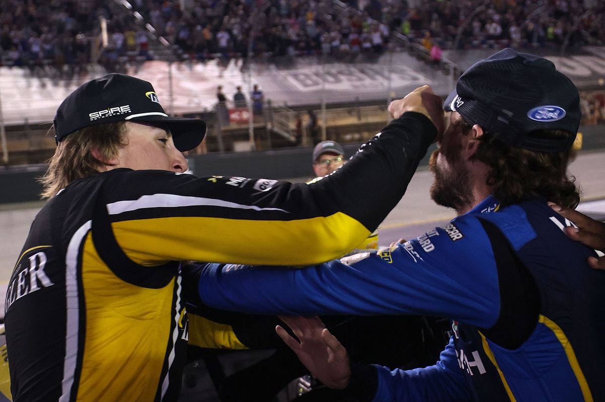NASCAR shouldn’t penalize Hocevar and Blaney for Bristol brawl but will they?