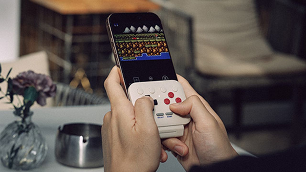 8BitDo just turned your iPhone into a perfect retro handheld with this clever controller
