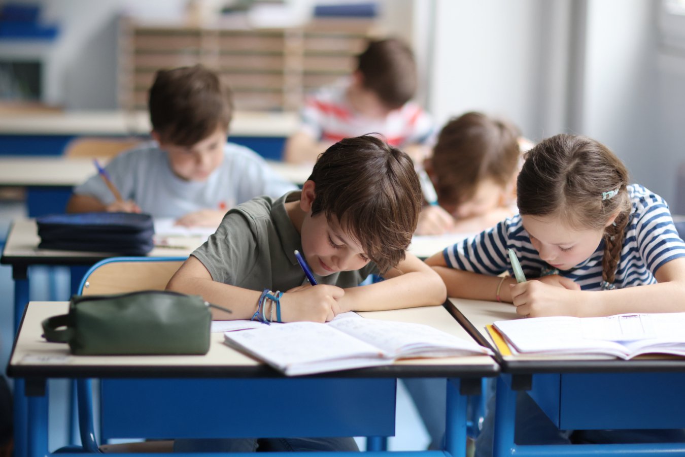 Test moderators use AI-generated writing to judge literacy standards