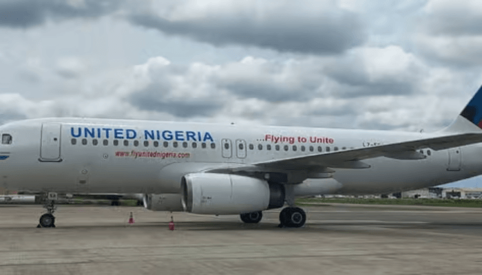 United Nigeria Airlines crew commended for professionalism during unruly passenger incident