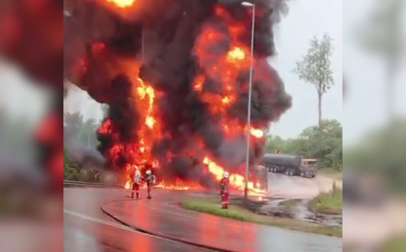 Temerloh fuel tanker crash: Two feared burnt after vehicle catches fire