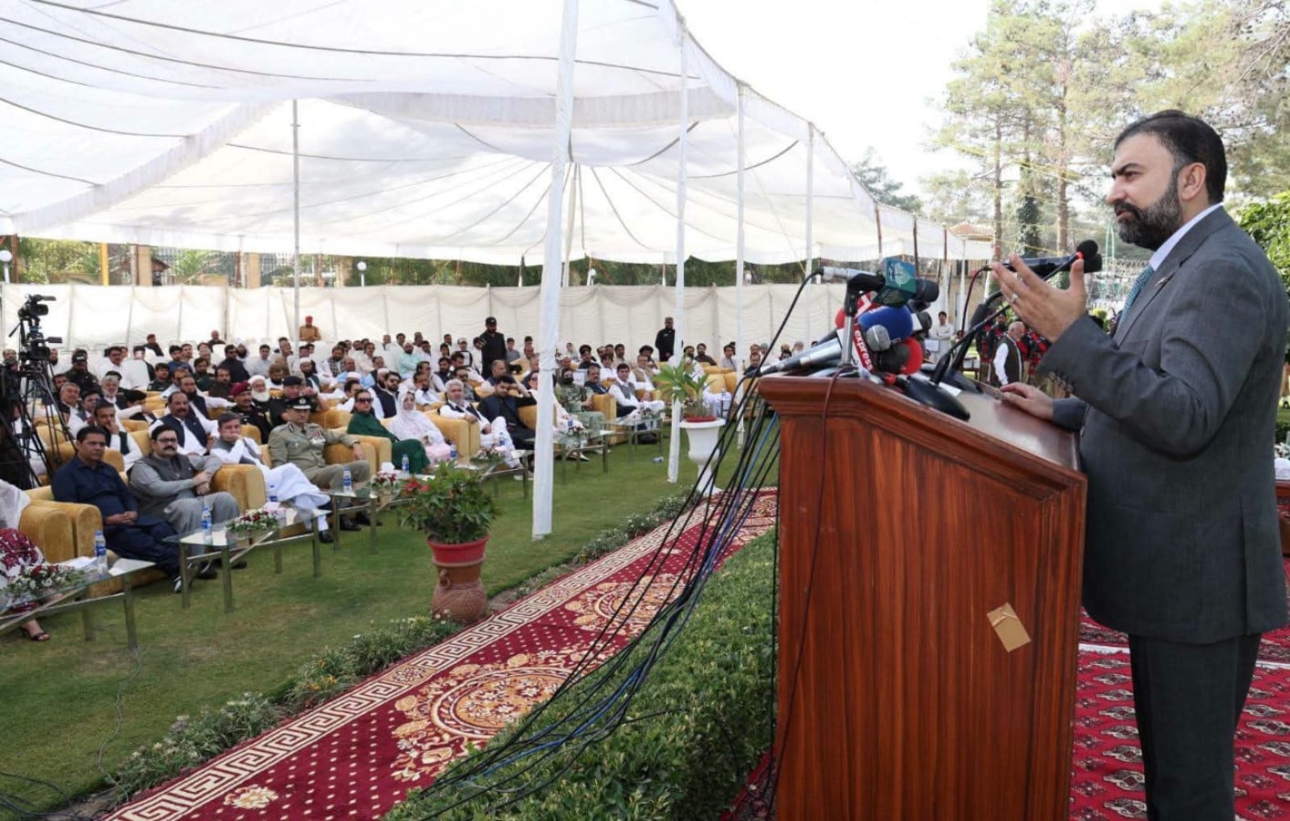 Balochistan CM urges militants to lay down weapons, reintegrate into mainstream