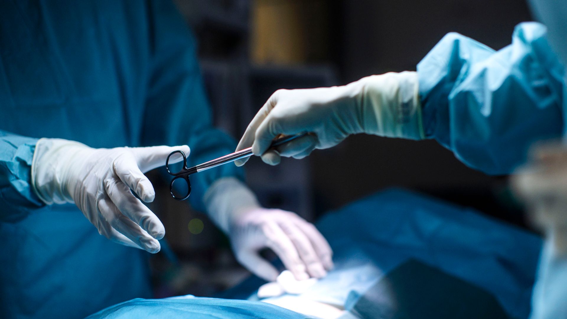 'Urgent action' needed to help thousands of patients waiting for organ transplants
