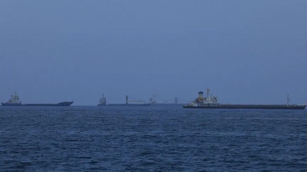 Saudi Arabia condemns Iranian attacks on two UAE tankers in Strait of Hormuz