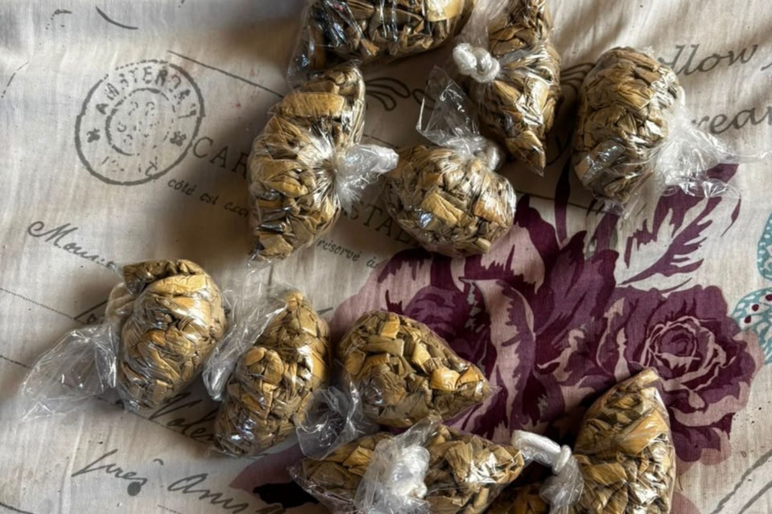 Heroin worth R2m and alleged drug mule stopped