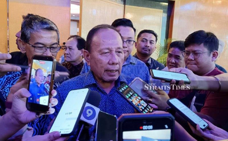 [UPDATED] Termination of state councillors without MB's advice has no legal effect - Ismail Lasim