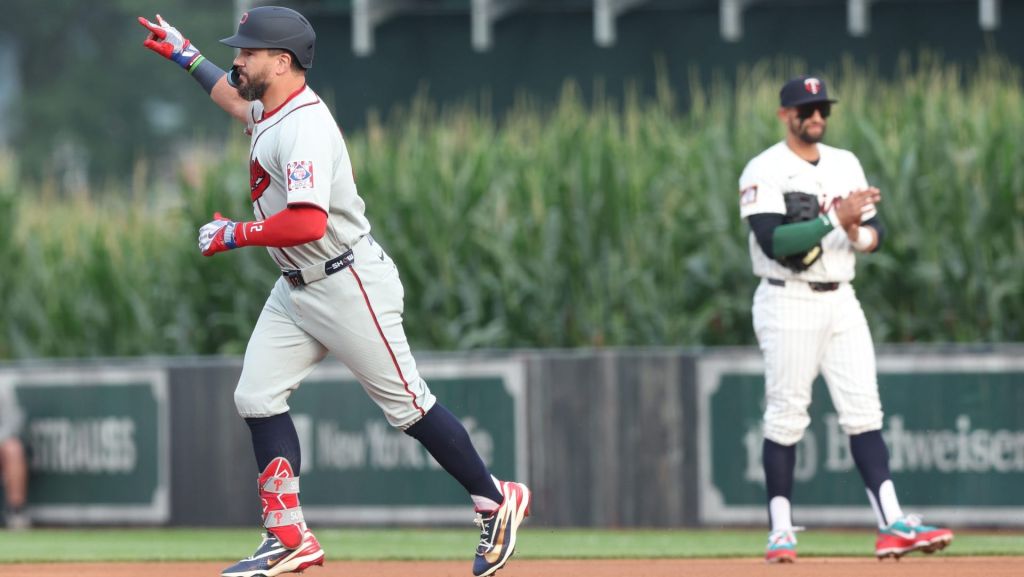 MLB Field of Dreams Game Proves Baseball Sells Nostalgia Best