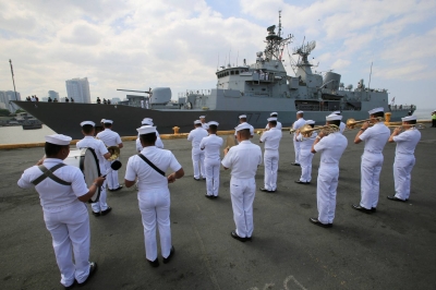 New Zealand naval ships transit contested Taiwan Strait
