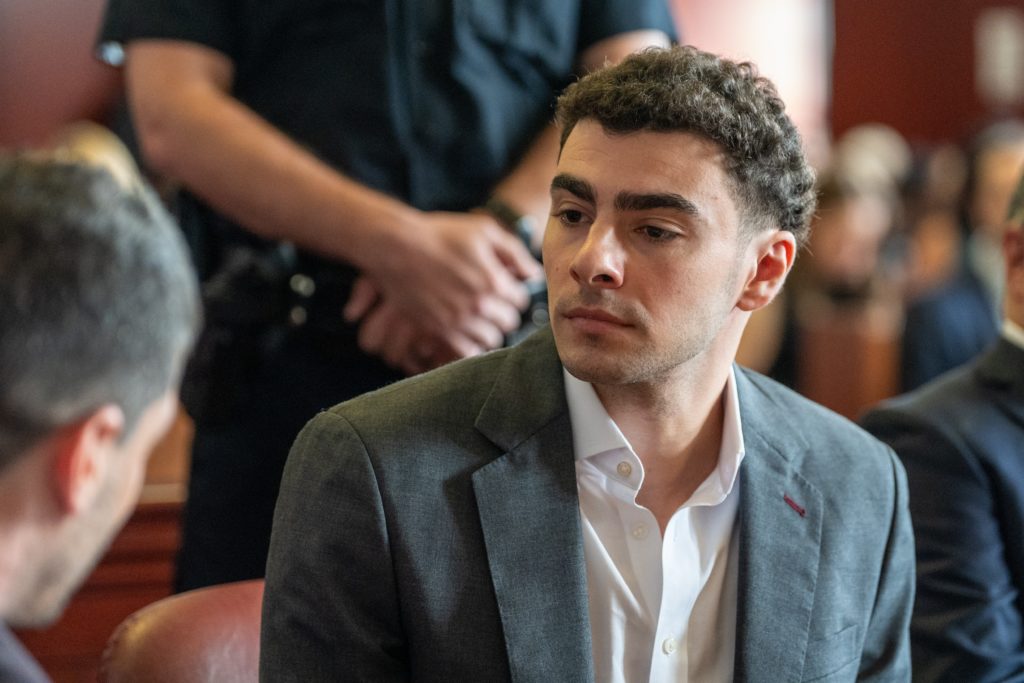 Luigi Mangione to appear in court for expected guilty plea in killing of UnitedHealthcare CEO