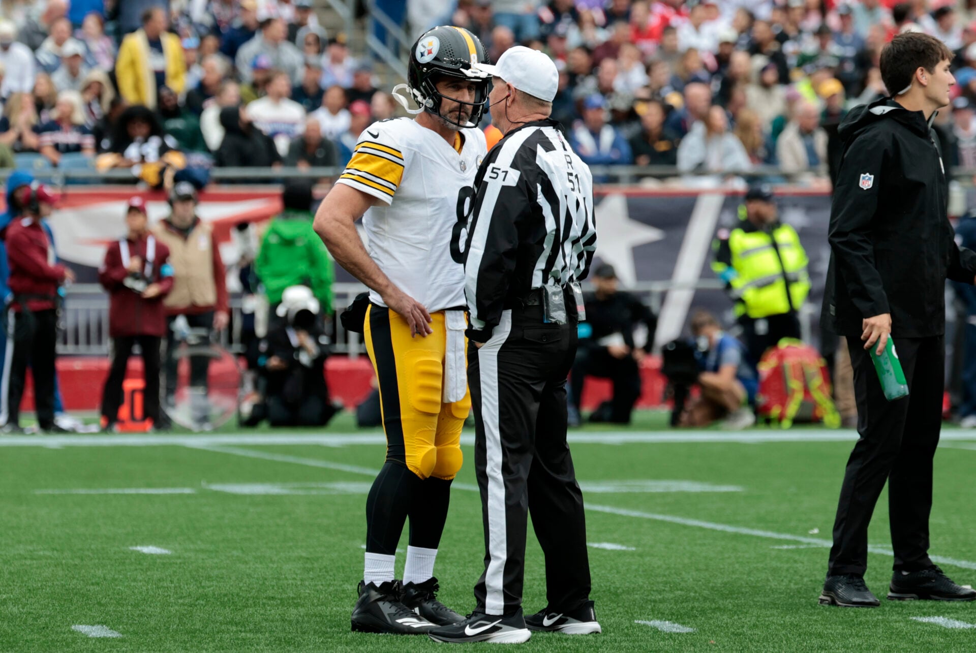 ‘Broken’- Aaron Rodgers and Mike McCarthy face brutal reality after Steelers’ ugly loss