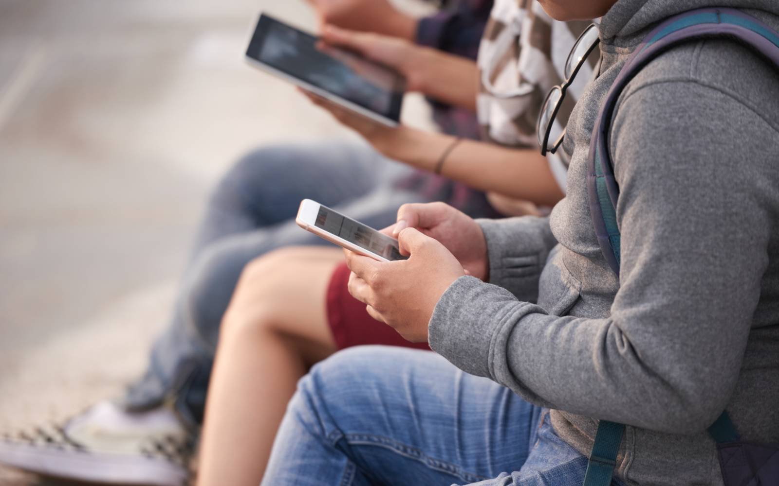 France’s constitutional authority strikes down social media ban for under-15s