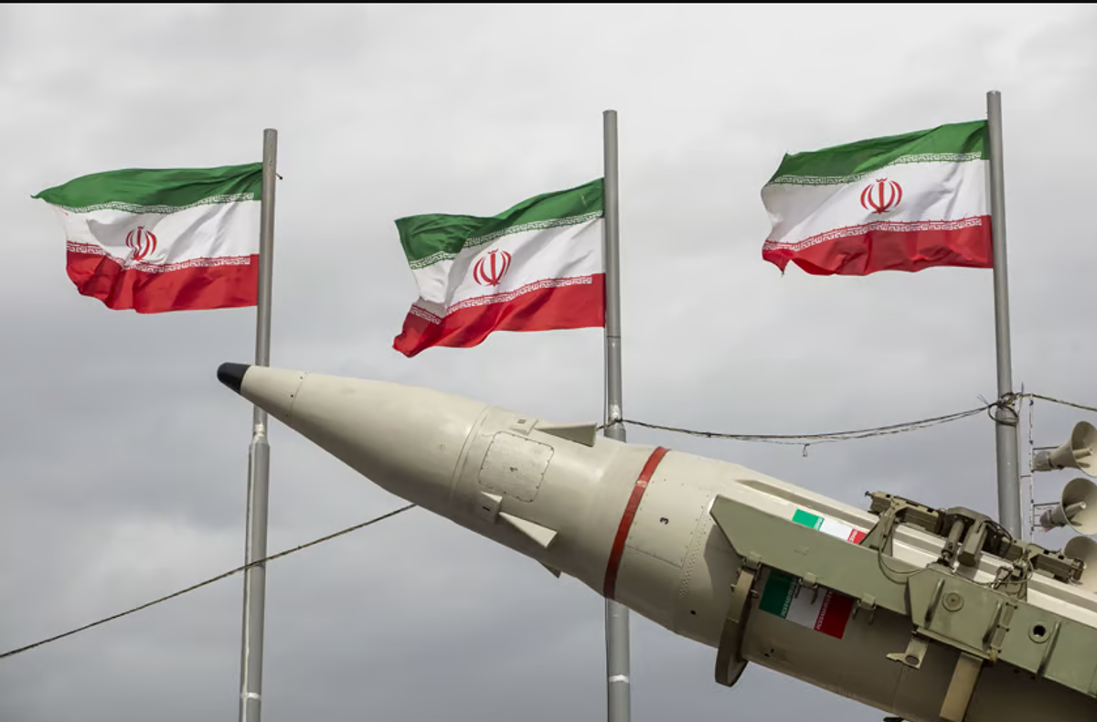 Iran's Revolutionary Guard warns US: further attacks will reshape regional conflict