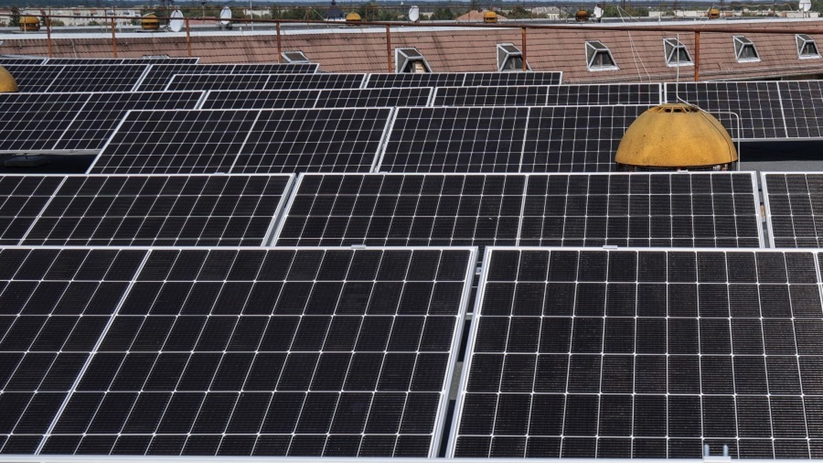DTEK Grids connects 2,700 household solar stations, 14 distributed generation facilities in H1 2026