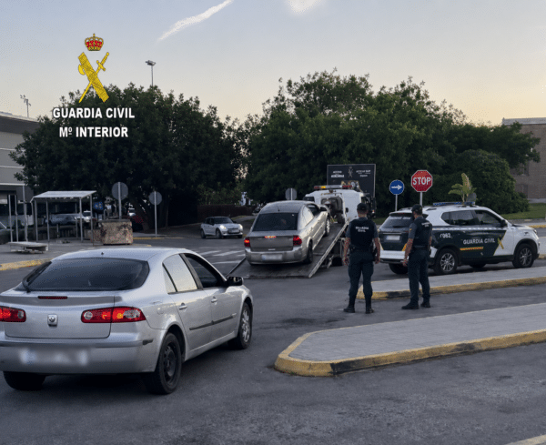 Illegal Taxi Services Surge as Orihuela Licensing Process Stalls