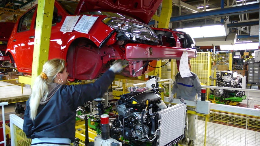 Energy: Power crisis temporarily halts car production in Romania