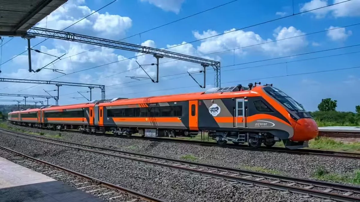 Central Railway Conducts First KAVACH 4.0 Safety Audit Trial On 104.7-Km Kurduvadi–Boribial Section In Solapur Division