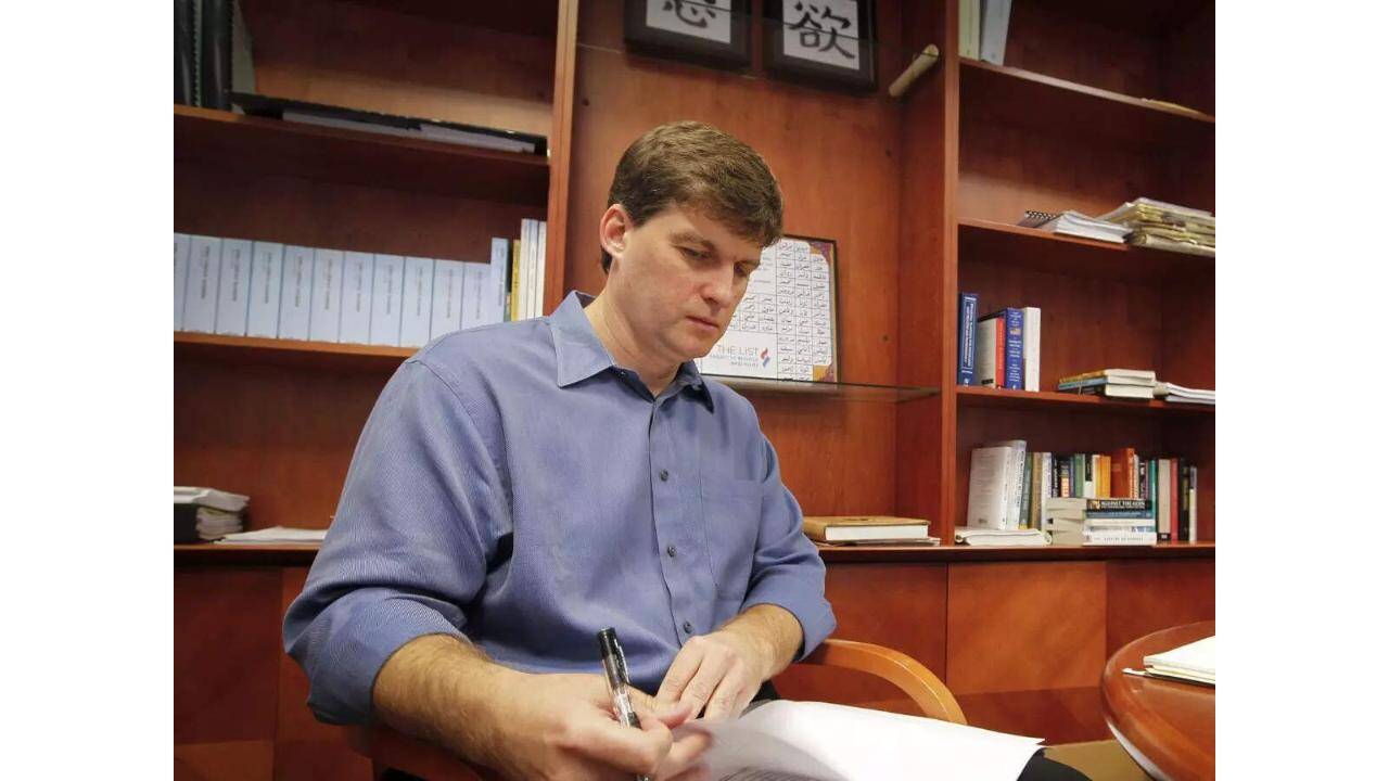 America’s biggest investor Michael Burry not happy with Oracle & Micron, here's why
