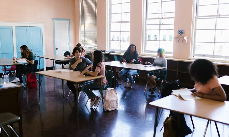 US students post lowest reading and math scores in almost 20 years