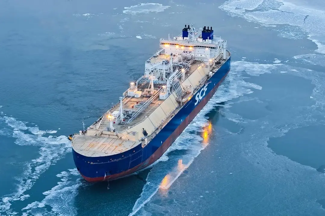 Russia’s second domestically built ice-class LNG carrier heads to Arctic on first voyage