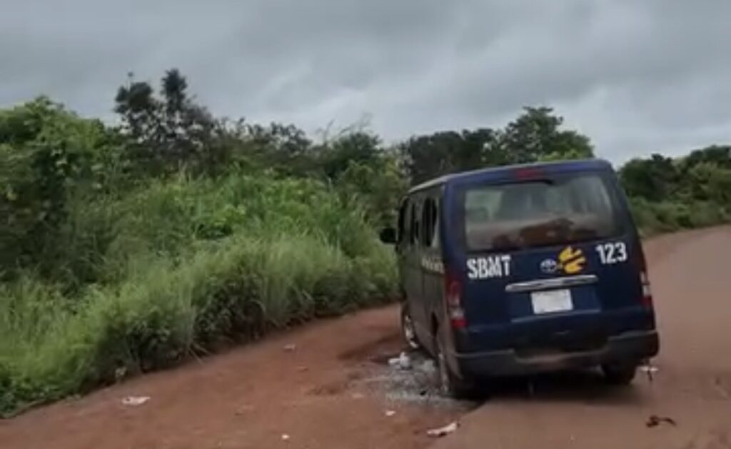 Gunmen shoot driver, abduct 14 passengers along Benue highway