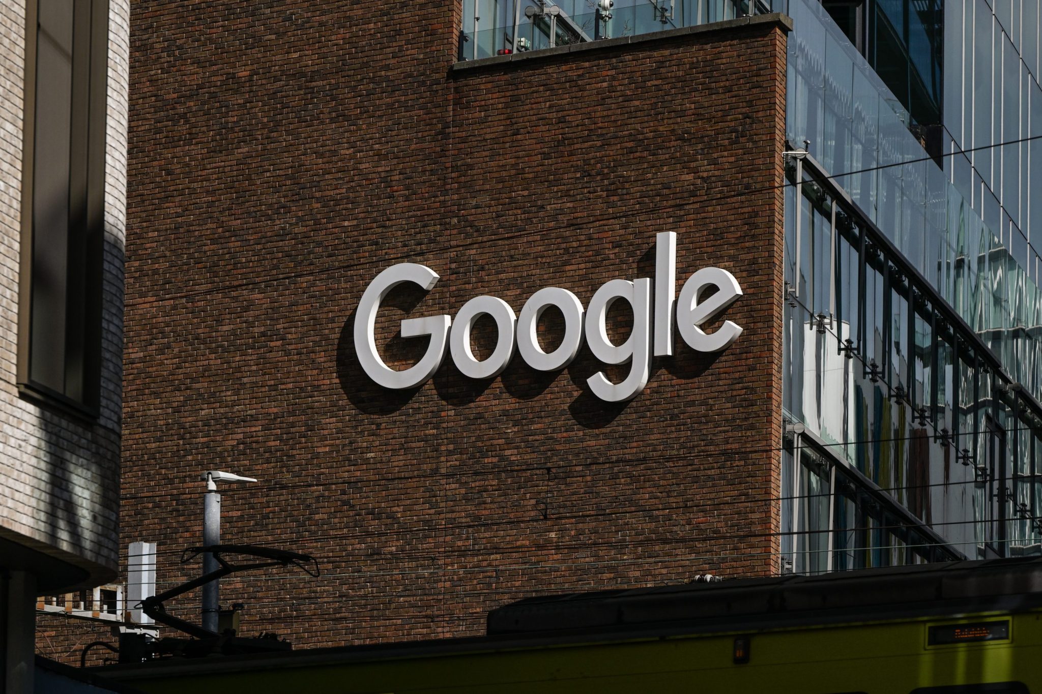 Google fined €403 million by EU over location data privacy violations