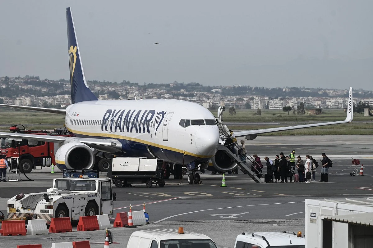 UK air traffic system hit again: 25,000 Ryanair passengers disrupted