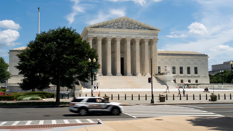 Both parties embrace Supreme Court spending limit ruling in midterm home stretch