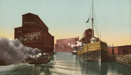 Schlitz Beer, an Iconic Midwestern Pour, Runs Dry in Chicago After 177 Years. Its Legacy, However, Goes Far Beyond the Pint Glass
