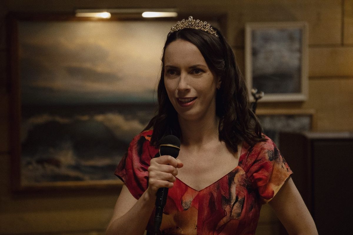 Kate O’Flynn on Her ‘Widow’s Bay’ Breakout, Mike Leigh’s Final Film and Her Emmy Nomination: ‘I Felt Like an Ostrich’