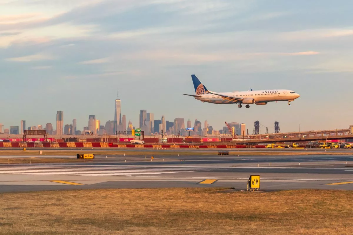 FAA Grounds Flights at Seven Airports After Equipment Outage