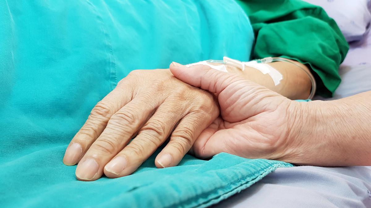 Kerala raises caregiver assistance under Aswasakiranam scheme to ₹1,000