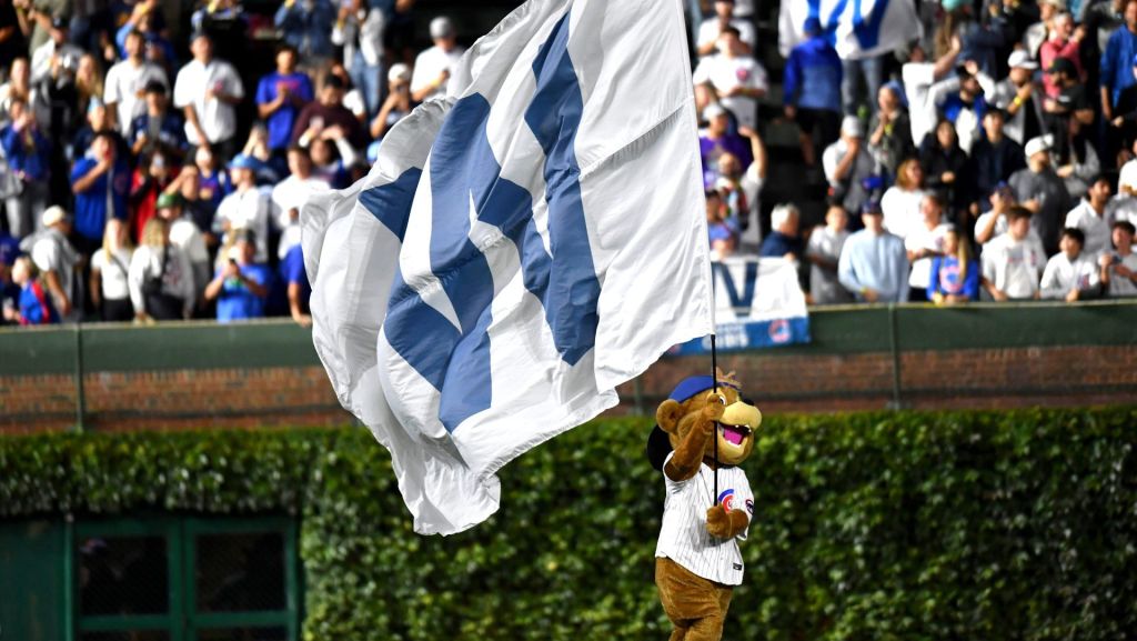 Cubs, Nationals in Trademark Fight with WNBA Over ‘The W’