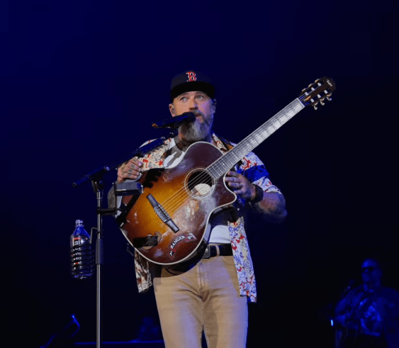 Zac Brown Gifts Free Cruise To Everyone At Fenway Park Show