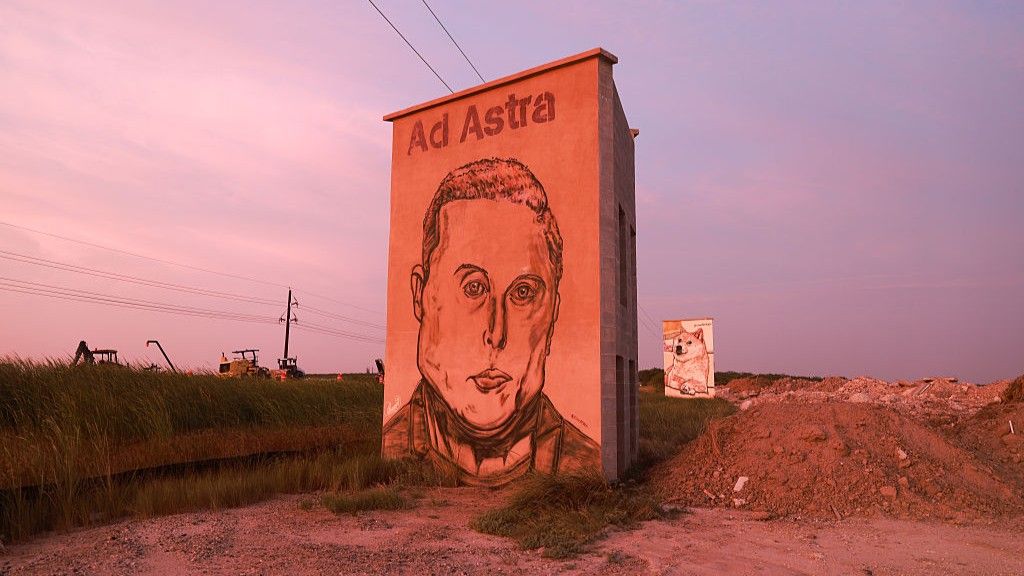 Cards Against Humanity wants to erect a monument to 'honor' Elon Musk