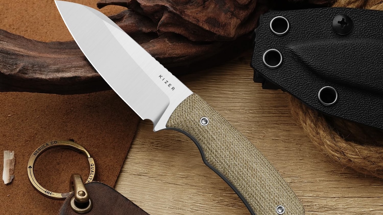 The Kizer Field Mouse Solves the Biggest Problem With Fixed-Blade Knives