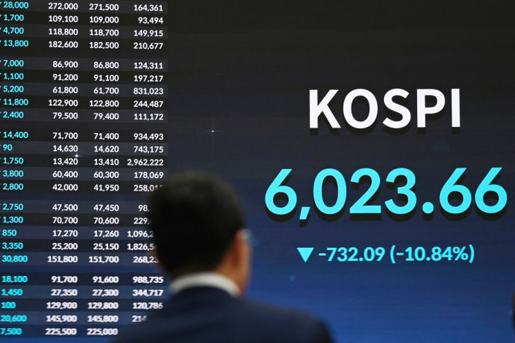 Stocks rise on AI buzz, drop in oil prices