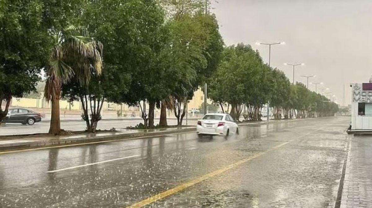 Thunderstorms, hail and strong winds forecast for several Saudi regions Tuesday