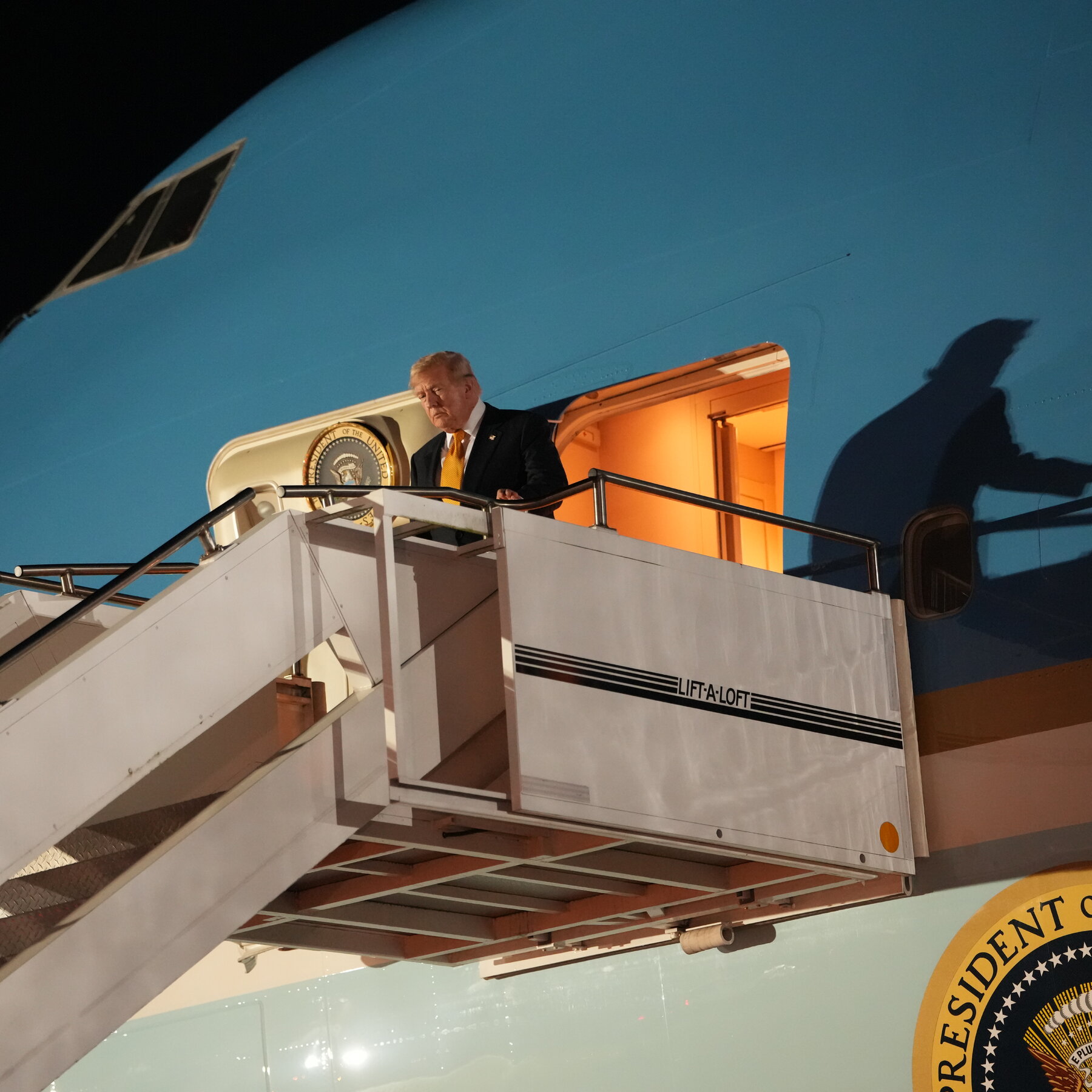How The New York Times Reported on Trump’s Air Force One Ruse in Turkey